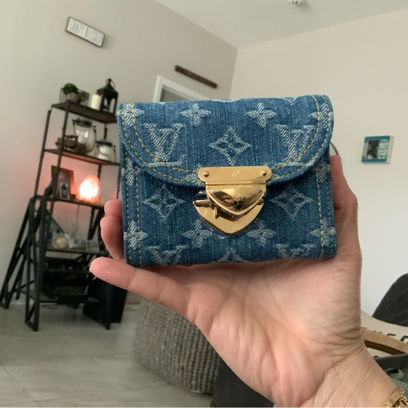 ****SOLD*****Louis Vuitton M82959 2024 Denim Victorine Wallet - Picture 11 of 16